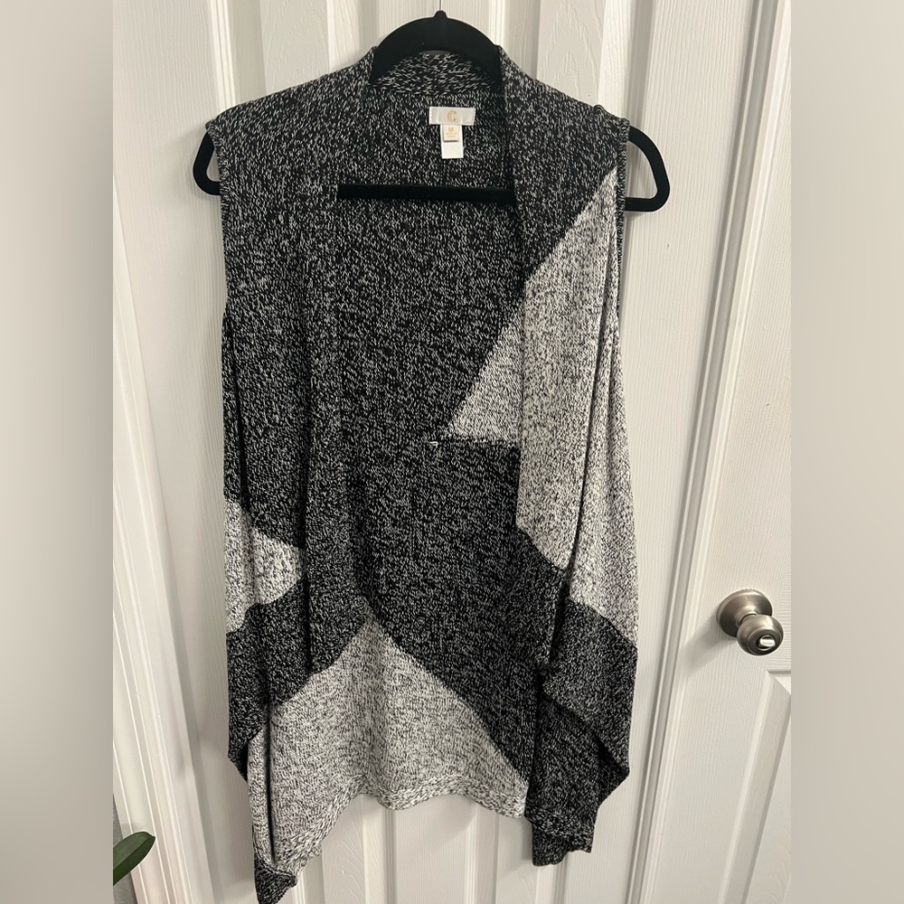 Sweater Vest, Charming Charlie, Black and White, Size M